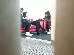Bella y madre tetona ...