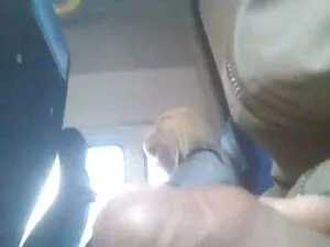 Dos tetona follando  ...