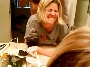 Linda adolescente pu ...